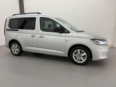 Gebraucht VW Caddy Life 122 PS (89 kW) 2022 Silber Van / Kleinbus