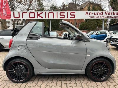 Nardograu Gebraucht 2017 Smart ForTwo Cabrio Brabus Cabrio | 35.777 €