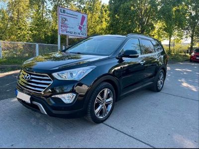 Hyundai Grand Santa Fe