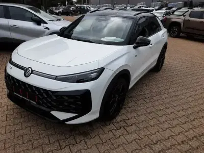 Neu VW T-Roc R-line 150 PS (110 kW) 2026 Weiß SUV