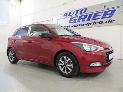 Second-hand Hyundai i20 Passion 101 CP (74 kW) 2018 Roșu Hatchback