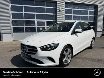 Gebraucht Mercedes B200 Progressive 163 PS (119 kW) 2020 Weiß Kleinwagen