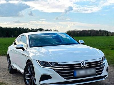 Usata VW Arteon Elegance 200 CV (147 kW) 2022 Bianco Berlina