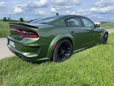 Gebraucht Dodge Charger 492 PS (361 kW) 2024 Grün Kleinwagen