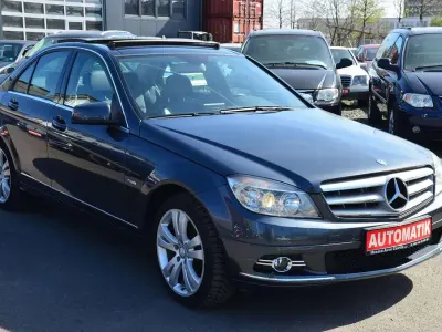 Gebraucht Mercedes C180 156 PS (114 kW) 2010 Tenoritgrau  metalliclack Limousine