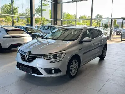 Gebraucht Renault Mégane Business 140 PS (102 kW) 2019 Grau Limousine