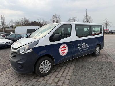 Second-hand Opel Vivaro 120 CP (88 kW) 2018 Alb Monovolum