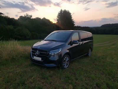 Mercedes V250