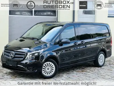 Gebraucht Mercedes Vito 163 PS (119 kW) 2023 Obsidianschwarz Van