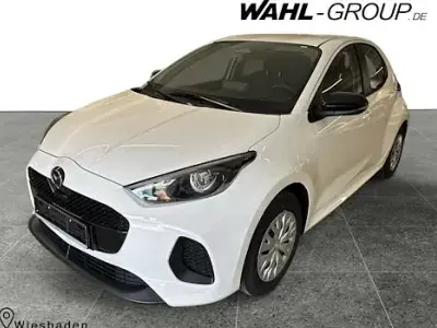 Neu Mazda 2 Prime-Line 116 PS (85 kW) 2026 Weiß Kleinwagen
