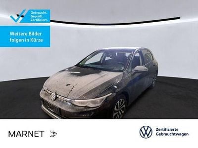 Gebraucht VW Golf VIII Active 150 PS (110 kW) 2022 Deep black perleffekt Limousine