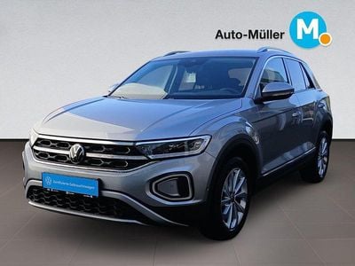 Usado VW T-Roc Style 110 HP (80 kW) 2023 Prateado SUV