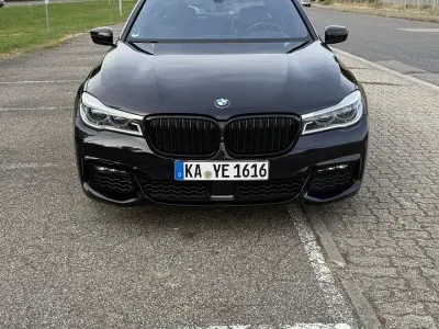 Gebraucht BMW 750 M Sport 400 PS (294 kW) 2018 Andere farben Limousine