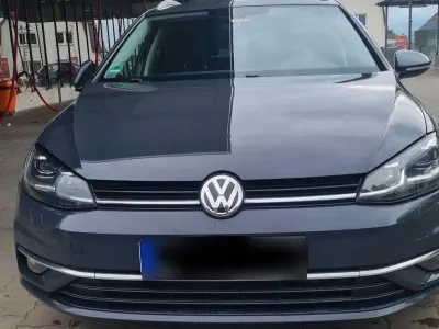 Gebraucht VW Golf VII Highline 150 PS (110 kW) 2018 Grau Kombi
