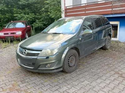 Gebraucht Opel Astra 116 PS (85 kW) 2009 Kombi