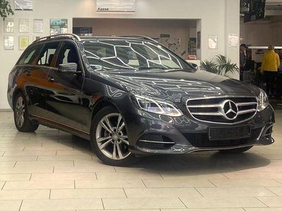 Gebraucht Mercedes E220 Avantgarde 170 PS (125 kW) 2015 Tenoritgrau  metalliclack Kombi