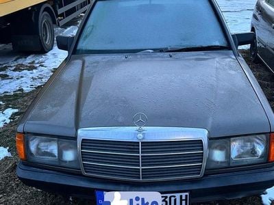 Grau Gebraucht 1987 Mercedes 190 Limousine | 6.500 €