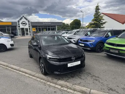 Neu Opel Corsa-e Edition 100 kW (136 PS) 2026 Lackierung schwarz Kleinwagen