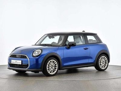 Blau Gebraucht 2024 Mini Cooper Favoured Kleinwagen | 26.195 € (Fairer Preis)