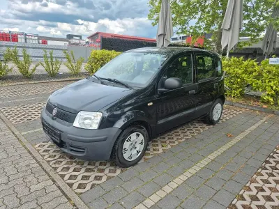 Gebraucht Fiat Panda 54 PS (39 kW) 2010 Schwarz Kleinwagen