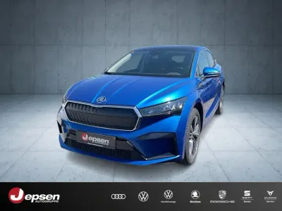 Gebraucht Skoda Enyaq iV Clever 210 kW (286 PS) 2025 Raceblau metallic SUV