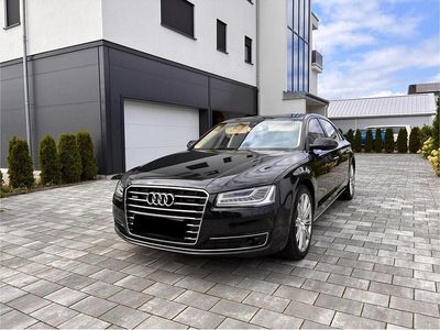 Audi A8L