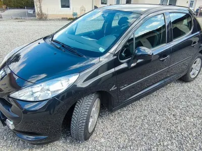 Usata Peugeot 207 Urban Move 95 CV (69 kW) 2009 Nero Berlina
