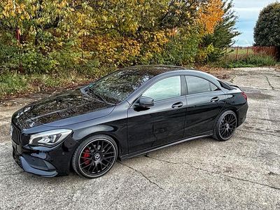 Gebraucht Mercedes CLA180 AMG line 122 PS (89 kW) 2018 Schwarz Limousine