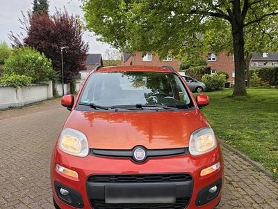 Second-hand Fiat Panda 69 CP (50 kW) 2012 Roșu Hatchback