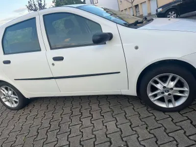 Gebraucht Fiat Punto 60 PS (44 kW) 2006 Weiß Kleinwagen