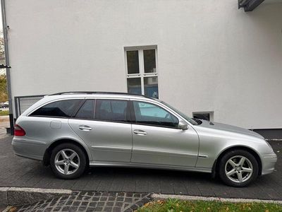 Mercedes E280