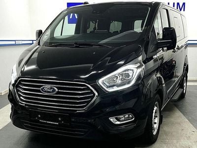 Schwarz Gebraucht 2023 Ford Tourneo Van / Kleinbus | 34.900 € (Superpreis)