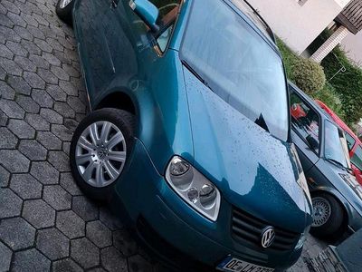 Blau Gebraucht 2006 VW Touran Van / Kleinbus | 1.300 € (Superpreis)