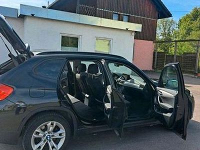 Gebraucht BMW X1 143 PS (105 kW) 2010 Schwarz SUV