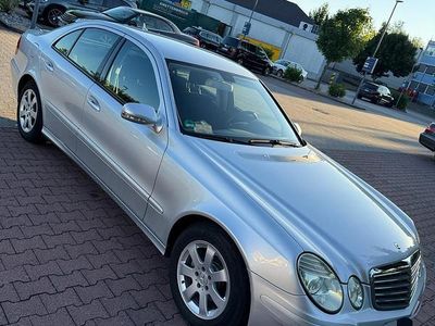 Mercedes E220
