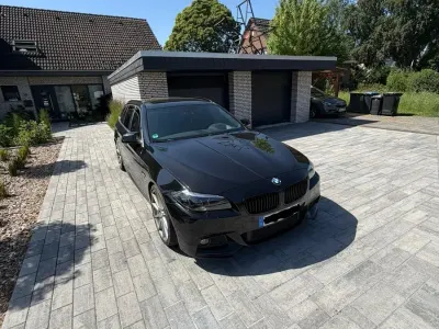 Gebraucht BMW 520 184 PS (135 kW) 2012 Schwarz Kombi
