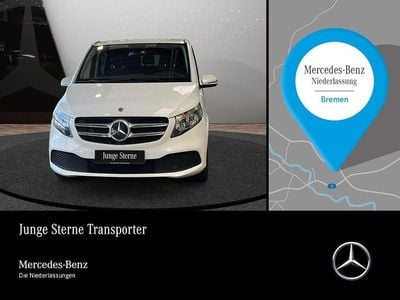 Weiß Gebraucht 2021 Mercedes V220 Van / Kleinbus | 41.980 € (Guter Preis)