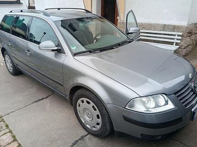 Usata VW Passat Family 116 CV (85 kW) 2004 Grigio Station wagon