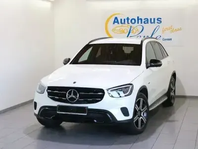 Gebraucht Mercedes GLC300e Exclusive 306 PS (225 kW) 2021 Weiß SUV