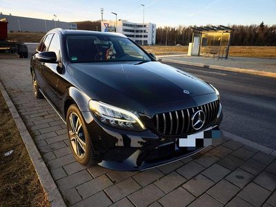 Schwarz Gebraucht 2019 Mercedes C200 Kombi | 22.999 € (Fairer Preis)