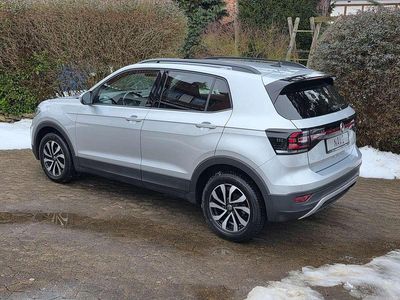 Gebraucht VW T-Cross Active 110 PS (80 kW) 2021 Reflexsilber metallic SUV