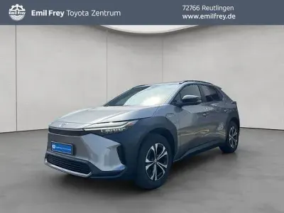 Gebraucht Toyota bZ4X 150 kW (204 PS) 2025 Palladiumsilber metallic SUV