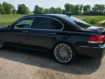 Gebraucht BMW 730 231 PS (169 kW) 2006 Schwarz Limousine
