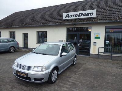 Gebraucht VW Polo 60 PS (44 kW) 2000 Silber Kleinwagen