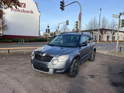 Gebraucht Skoda Yeti Adventure 140 PS (102 kW) 2013 Platingrau metallic SUV