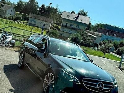 Mercedes E220