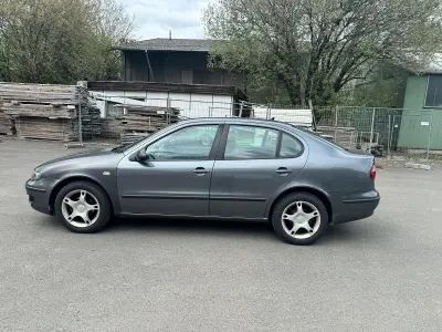 Gebraucht Seat Toledo 105 PS (77 kW) 2004 Grau Limousine