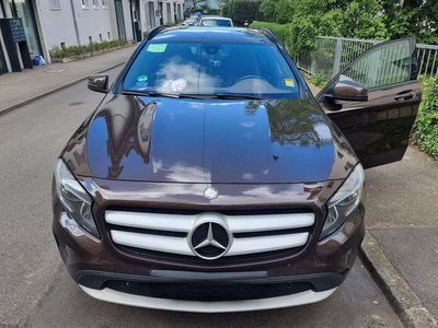 gebraucht Mercedes GLA220 d Sport Utility Vehicle