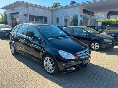 Gebraucht Mercedes B160 95 PS (69 kW) 2011 Schwarz Van / Kleinbus