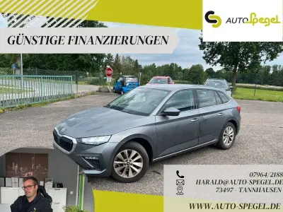 Gebraucht Skoda Scala Selection 116 PS (85 kW) 2025 Graphite grey Kleinwagen